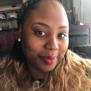 Meet your Posher, Qiana